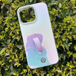 iPhone 15 Pro Max Loopy Case
